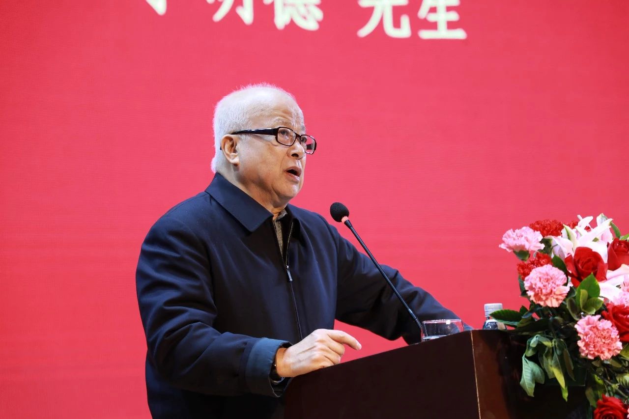 中国医药企业管理协会名誉会长于明德先生发言